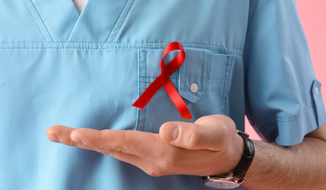 Анонс «горячей линии» по вопросам профилактики ВИЧ-инфекции, посвященной Всемирному Дню борьбы со СПИДом.